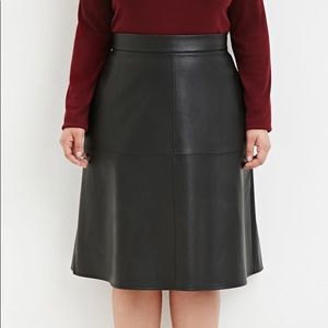 🛍 Forever 21 Faux Leather Black skirt size 1X